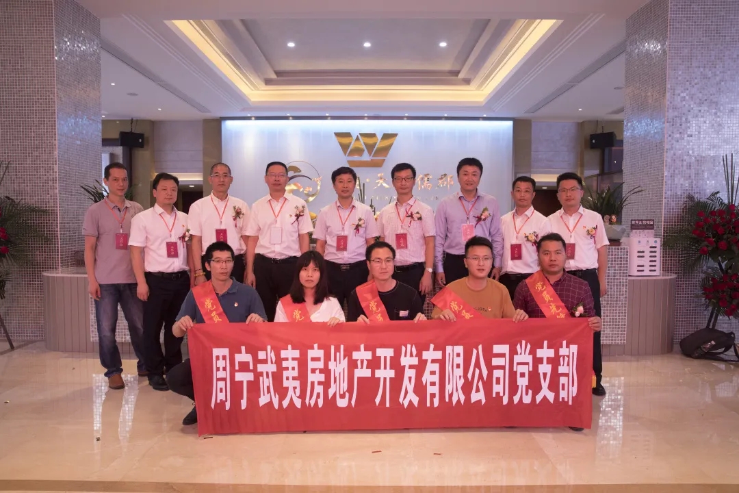 1609402489865670.jpg 640.webp (3).jpg