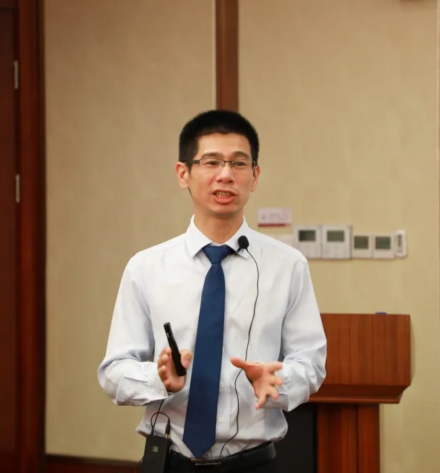 1609405010947990.jpg 640.webp (7).jpg