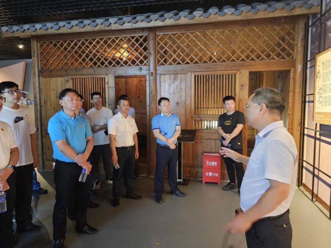 1691732622440645.jpg 1691732622440645.jpg